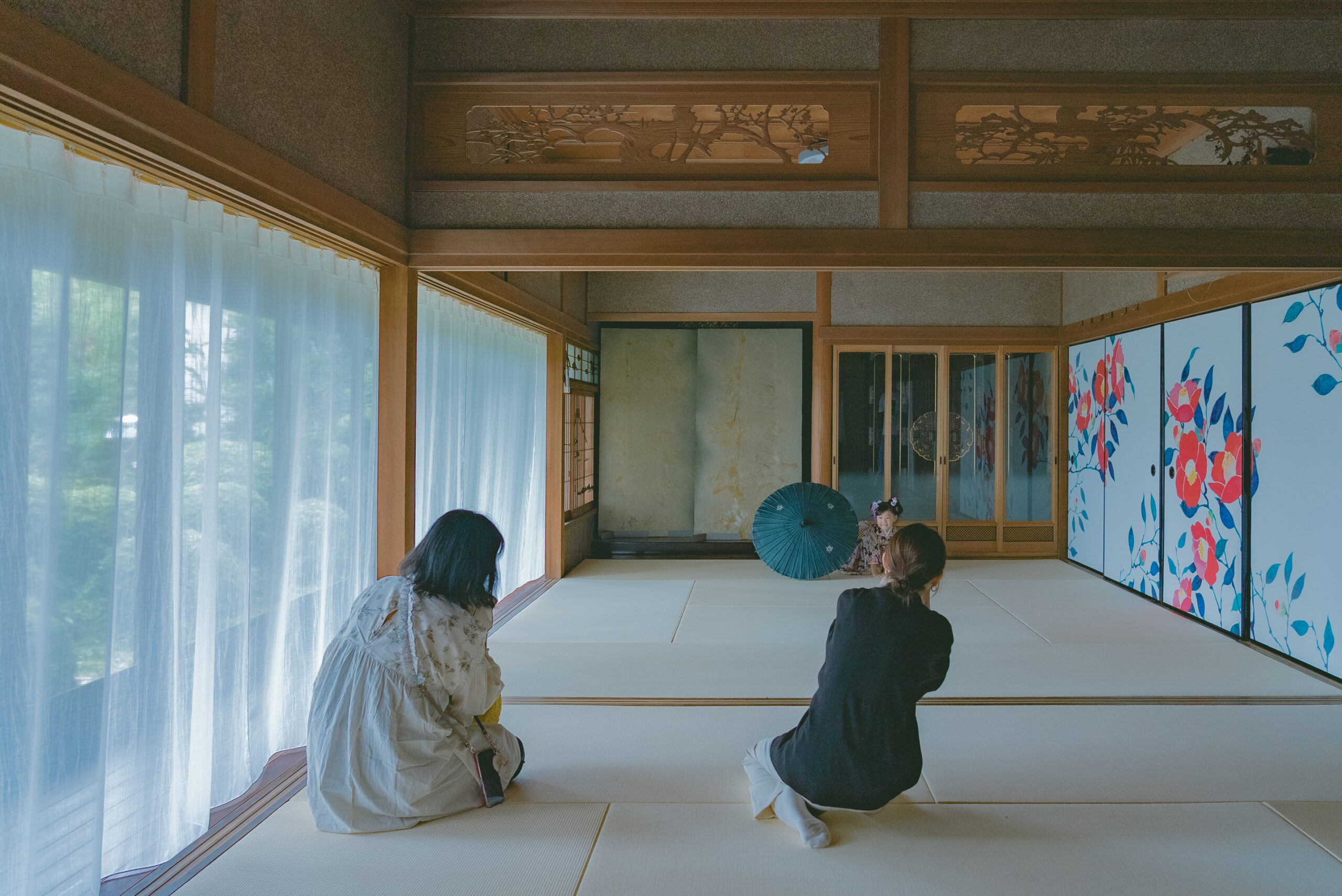画像：時空を旅するセルフ写真館 フレーム 奥書院